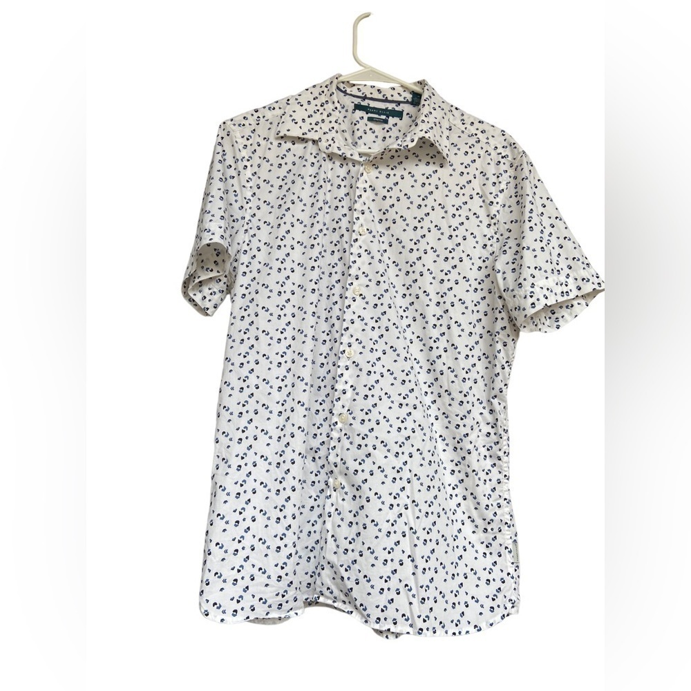 PERRY Ellis Short Sleeve Dress Shirt